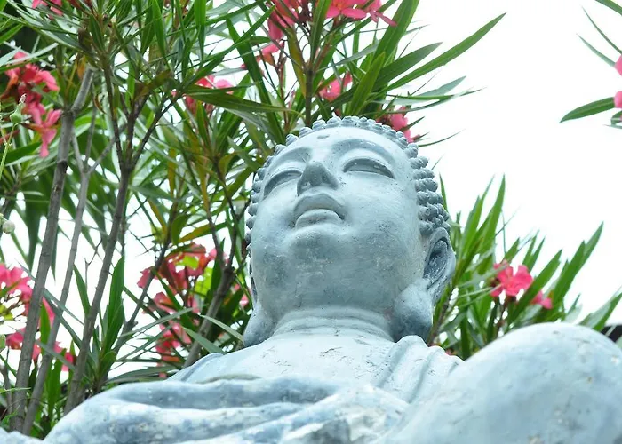 格里利诺之家公寓